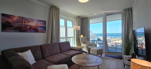Apartment with Lake View