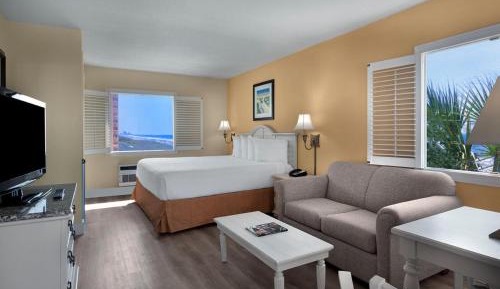 King Room with Sofa Bed and Limited View - Annex Building