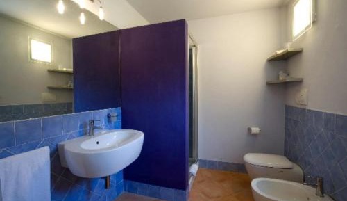 Two-Bedroom Apartment - Split Level