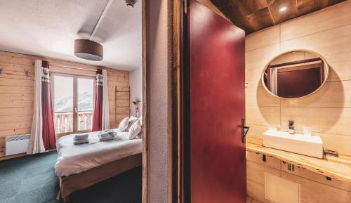 Deluxe Double or Twin Room with Balcony