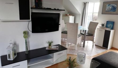 One-Bedroom Apartment with Balcony