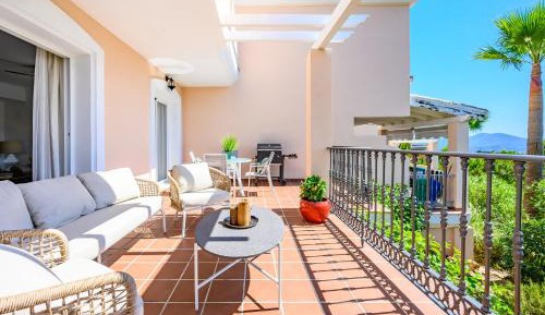 Three-Bedroom Townhouse