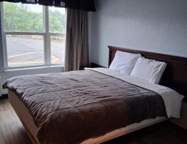 Superior King or Twin Room