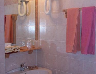 Deluxe Double Room with Extra Bed