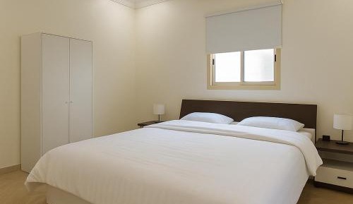 Three-Bedroom Deluxe Apartment