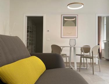One-Bedroom Standard Apartment