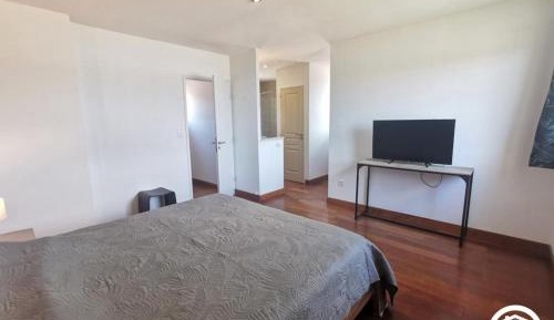 Queen Room with Garden View