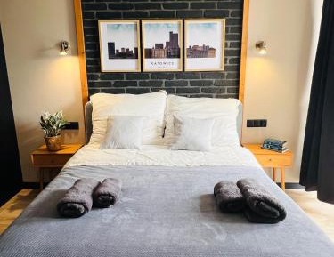 Studio Apartment with Balcony