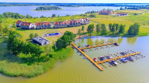 Apartment with Lake View