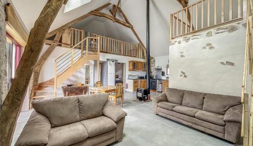 Three-Bedroom Superior Apartment