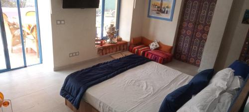 Deluxe Double Room (2 Adults + 1 Child)