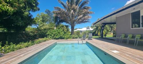 Three-Bedroom Holiday Home 