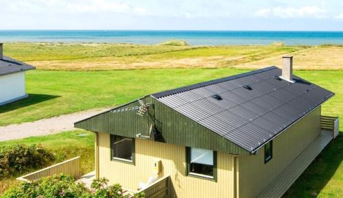 Three-Bedroom Vacation Home 