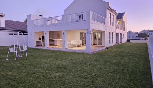 Six-Bedroom House