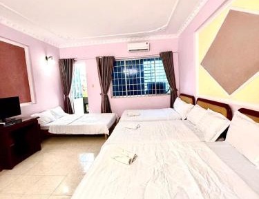 4-Bed Mixed Dormitory Room