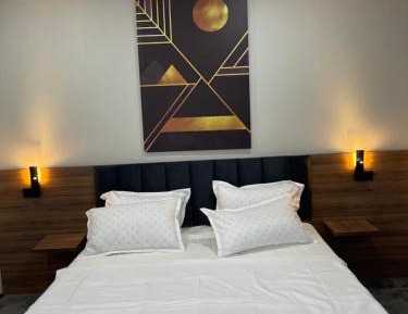 Standard King Room