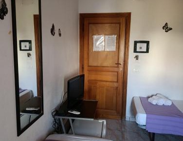 Twin Room with Private Bathroom