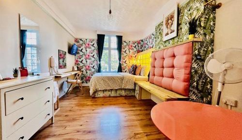 Large Double Room