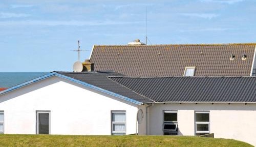 Three-Bedroom Vacation Home 