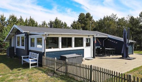 Three-Bedroom Vacation Home 