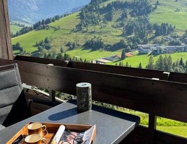 Two-Bedroom Apartment with Mountain View