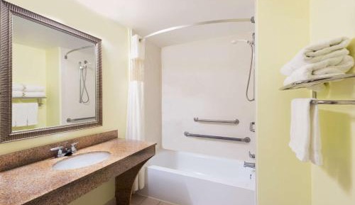 King Room - Non-Smoking