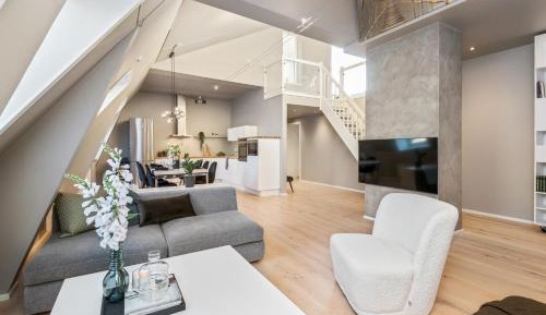 Two-Bedroom Apartment with Terrace and Sea View