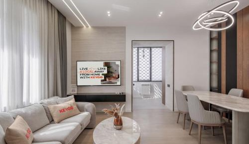 Room #1474781701