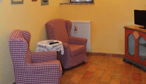 One-Bedroom Holiday Home