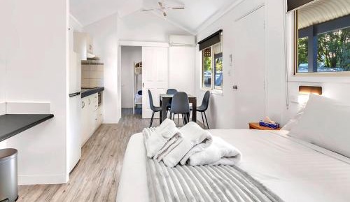 Superior One-Bedroom Cabin