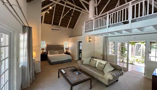 Honeymoon or Family Suite - Bloemenbeek