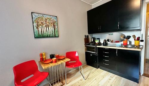 Studio Apartment with One Double Bed