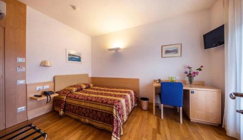 Single Room with Private Bathroom