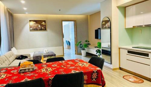 Two-Bedroom Apartment with City View