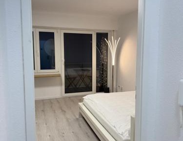 One-Bedroom Apartment with Balcony