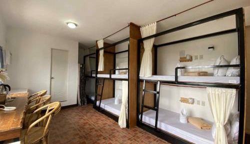 6-Bed Mixed Dormitory Room