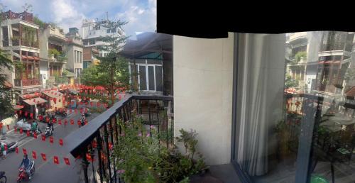 Deluxe Double Room with Balcony