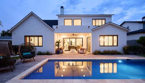 Five-Bedroom Holiday Home