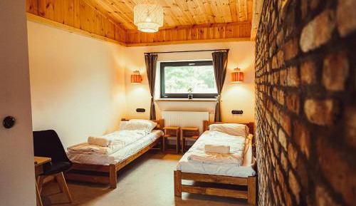 Twin Room with Private Bathroom