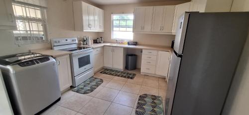 Three-Bedroom Holiday Home 