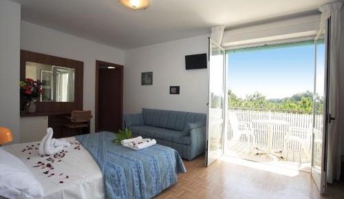 Triple Room with Balcony