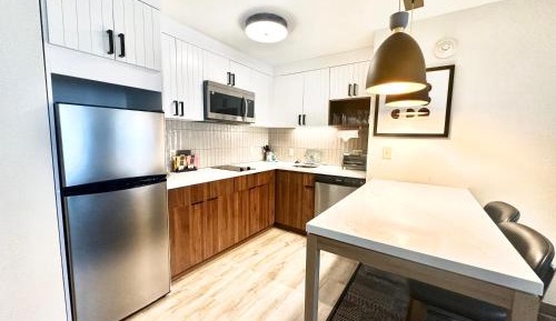 Two-Bedroom Suite