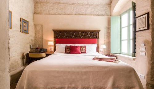 Deluxe Double Room with Shower