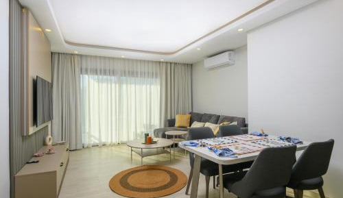 One-Bedroom Apartment with Balcony
