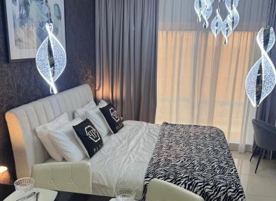 Studio Apartment with Balcony