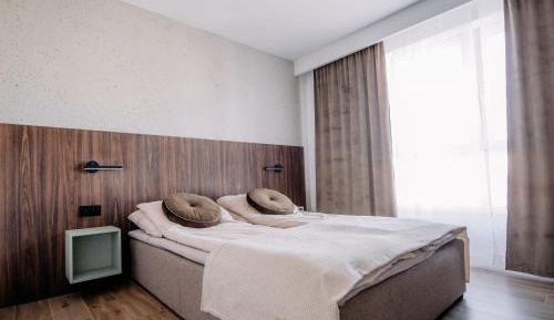 One-Bedroom Apartment with Balcony