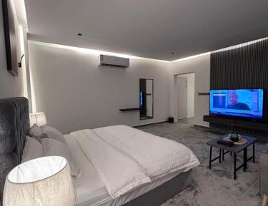 Large Double Room
