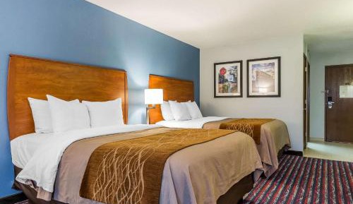 Standard Queen Room with Two Queen Beds - Non-Smoking