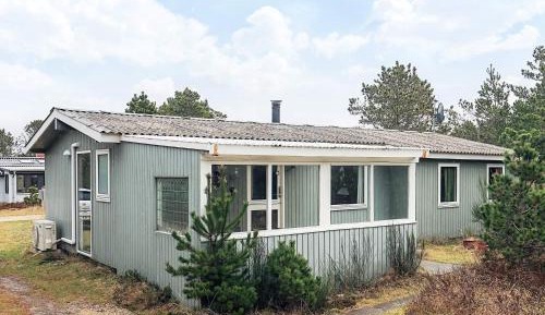 Three-Bedroom Vacation Home 
