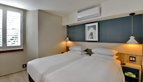 Twin Room - Non-Smoking